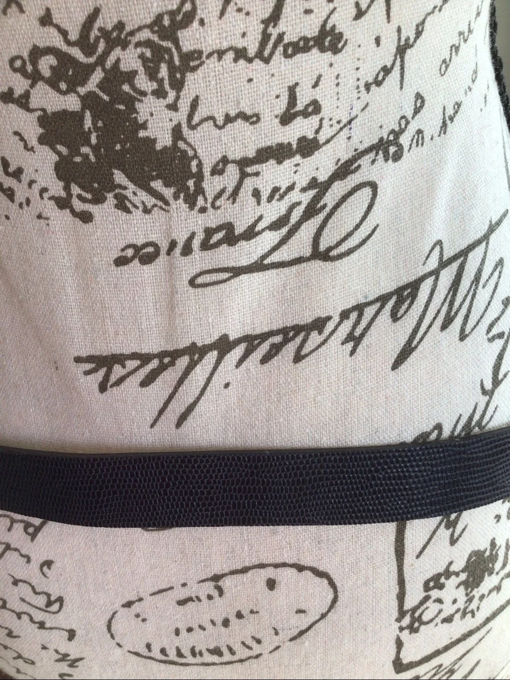 Bundle 2/$14  women’s NavyTextured Buckle Belt  Sz L/ XL 39.75 inches